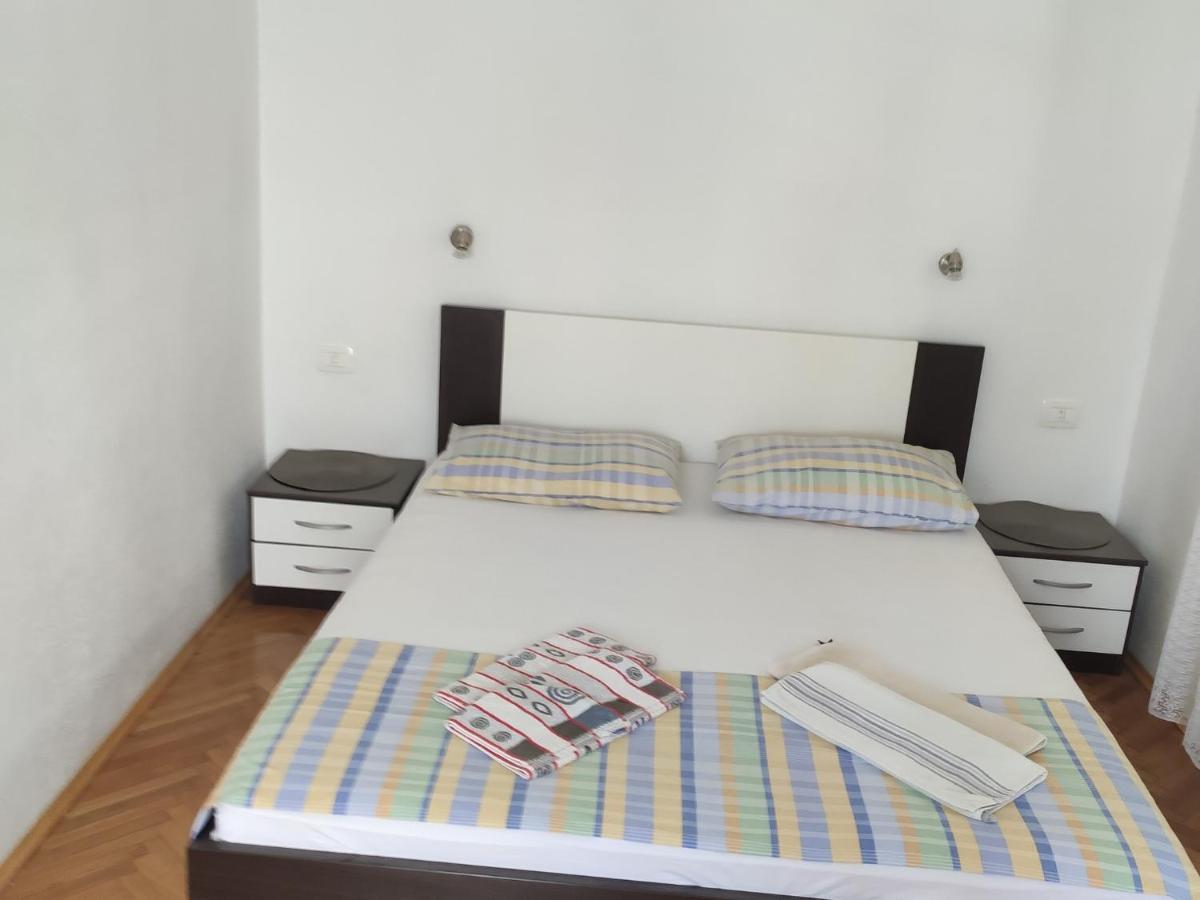 Apartment Iv&An Makarska Esterno foto