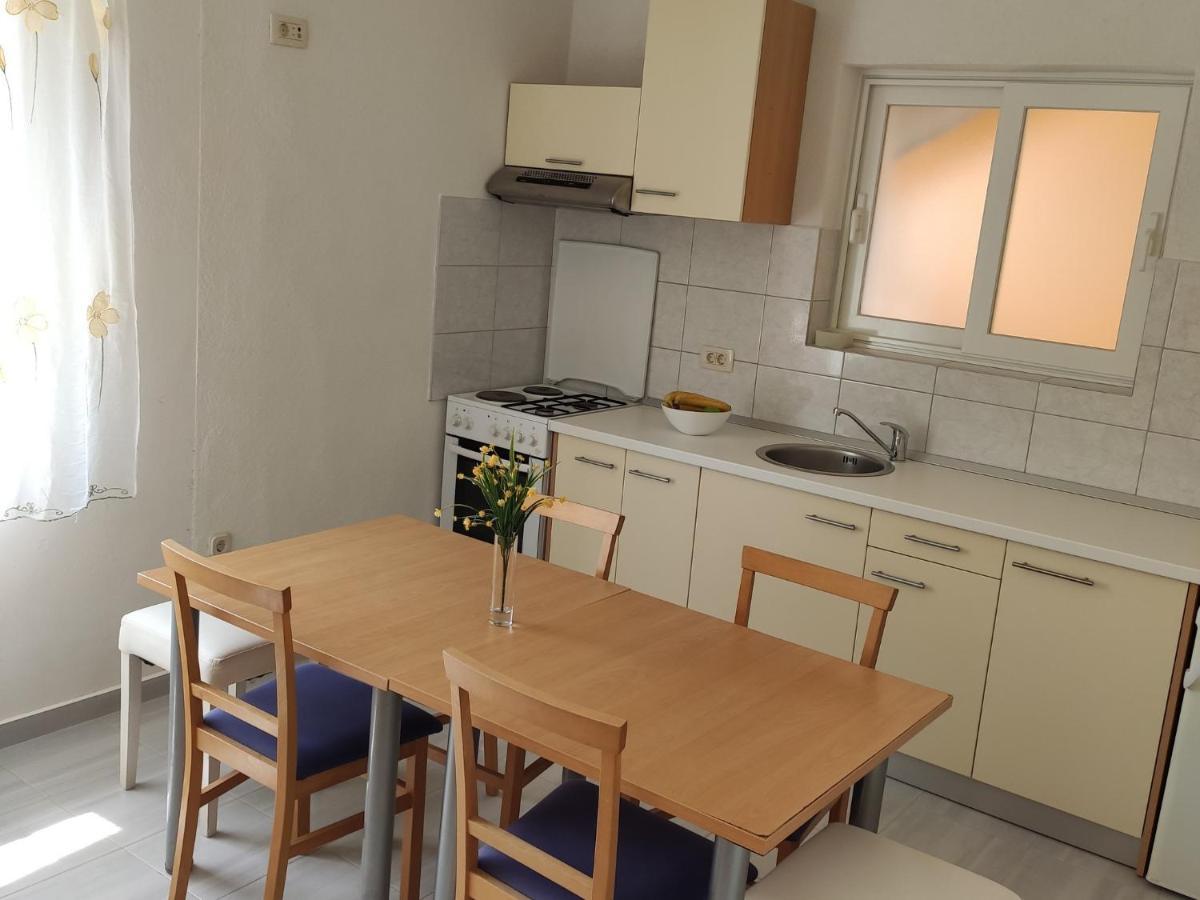 Apartment Iv&An Makarska Esterno foto